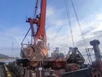 Tàu cẩu để bán