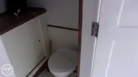 Tàu hỗ trợ lặn để bán