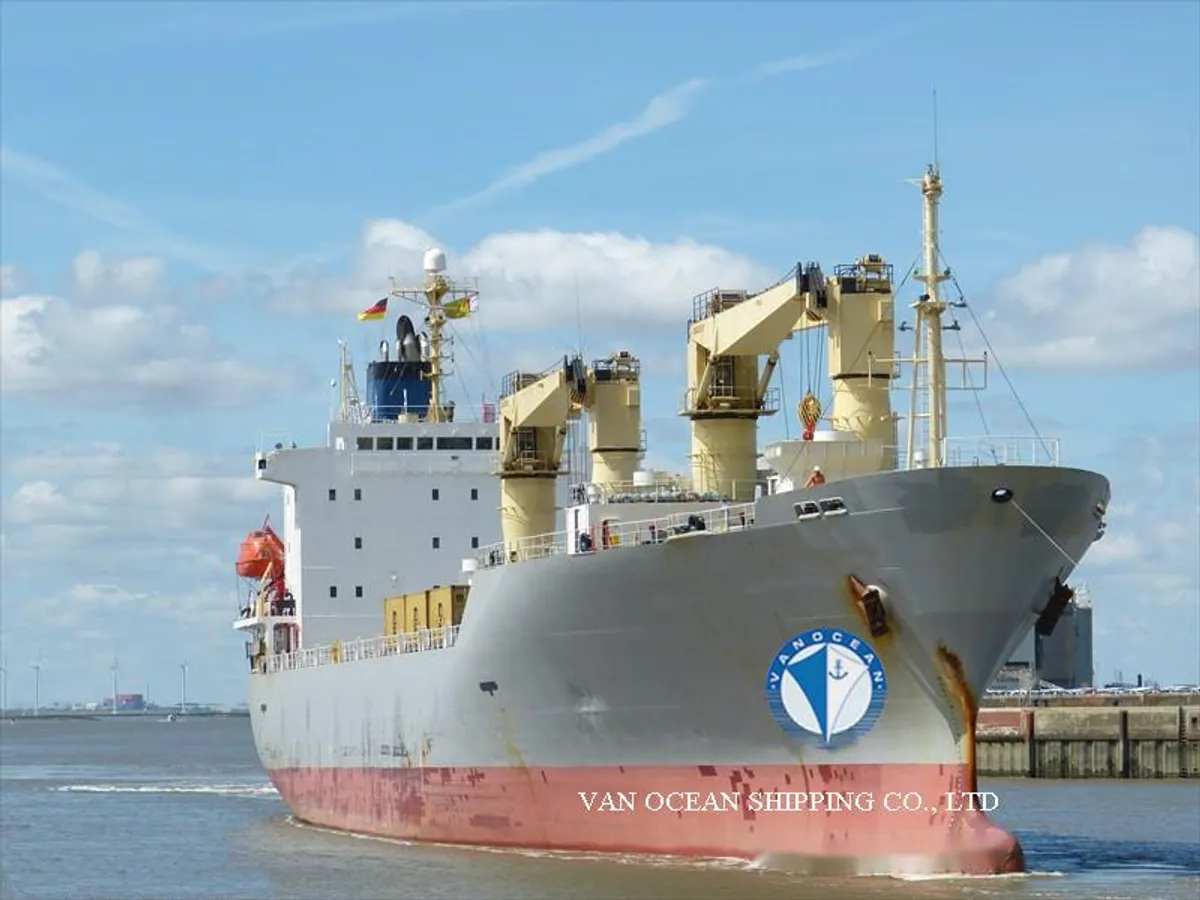 Tàu lạnh để bán