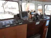 Tàu nạo vét để bán