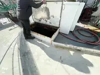 Tàu kéo lưới để bán