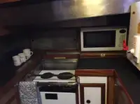 Tàu khảo sát để bán