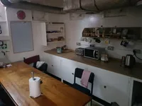 Sà lan để bán