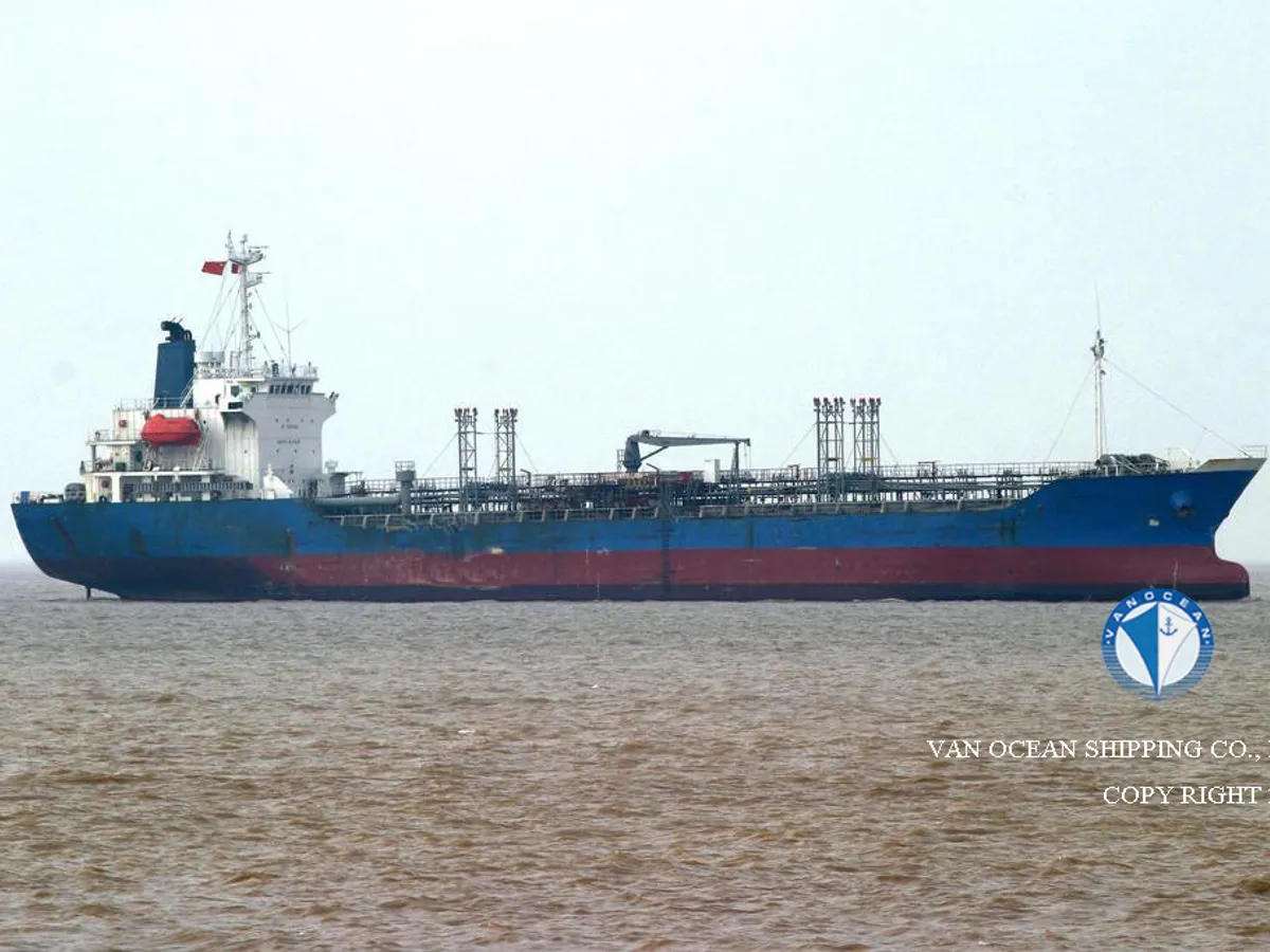 Tàu chở dầu/hóa chất để bán
