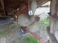 Tàu kéo để bán