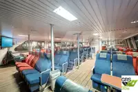 Tàu du lịch để bán