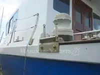 Tàu kéo lưới để bán