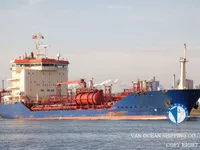 Tàu chở dầu/hóa chất để bán