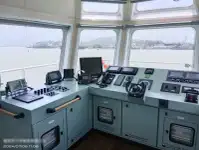 Tàu kéo để bán