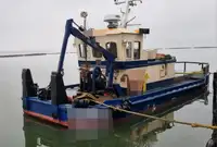 Tàu kéo để bán