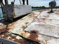 Tàu kéo để bán