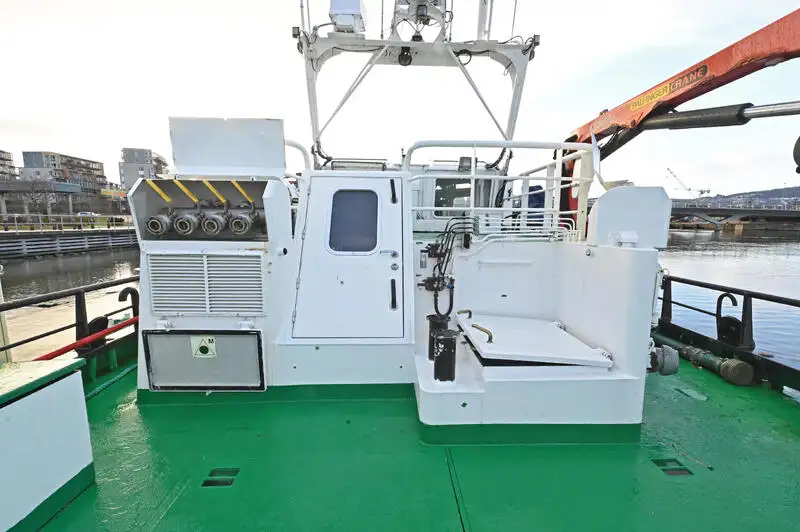 Tàu chữa cháy để bán
