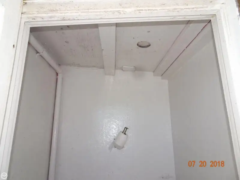 Tàu đánh cá để bán