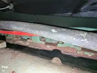 Tàu chở khách và hàng hóa để bán