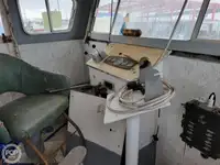 Tàu cung cấp để bán