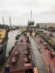 Tàu chở nhiên liệu để bán