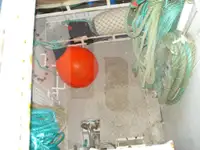 Tàu kéo lưới ngang để bán