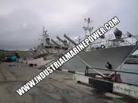Tàu kéo lưới để bán