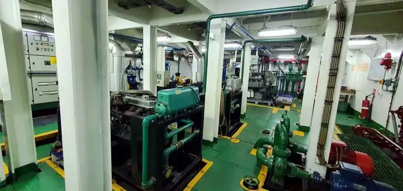 Tàu đổ bộ, chở hàng để bán
