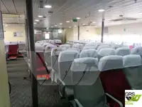 Tàu du lịch để bán