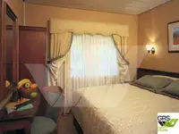 Tàu du lịch để bán