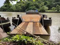 Tàu đổ bộ, chở hàng để bán