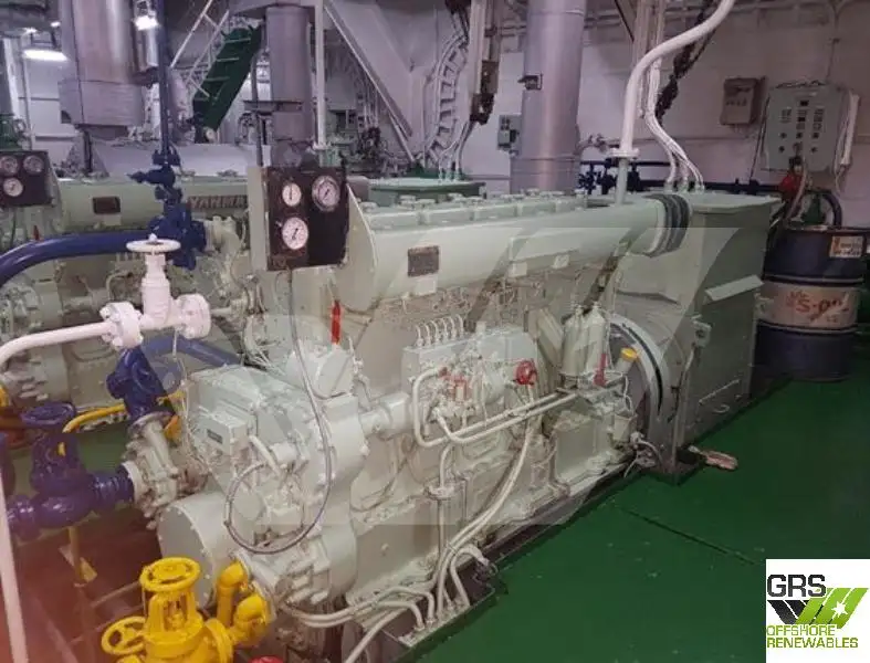 Tàu cẩu để bán