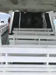 Tàu du lịch để bán