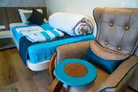 Tàu hỗ trợ lặn để bán