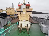 Tàu làm việc để bán