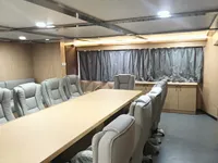 Tàu hai thân để bán