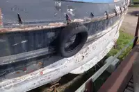 Tàu kéo để bán