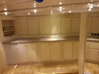 Tàu kéo để bán