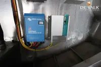 Tàu chở thủy thủ đoàn để bán