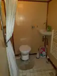 Tàu kéo lưới để bán