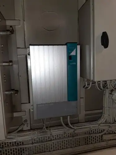 Tàu kéo lưới để bán