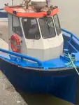 Tàu kéo để bán