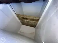 Tàu kéo lưới để bán