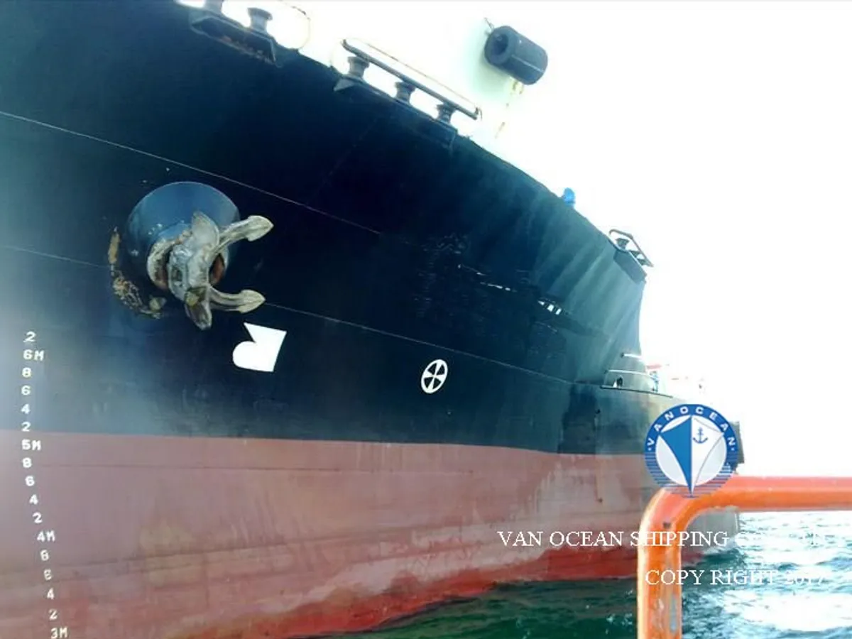Tàu chở dầu/hóa chất để bán