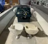 Tàu làm việc để bán