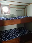 Tàu câu dài để bán