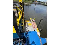 Tàu khảo sát để bán