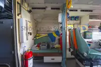 Tàu cứu hộ để bán