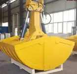 Tàu nạo vét để bán