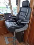 Tàu kéo lưới để bán