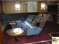 Thuyền làm việc rao bán