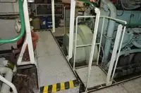 Tàu kéo để bán