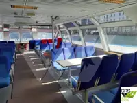 Tàu phà để bán