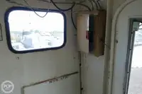 Tàu kéo để bán