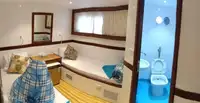 Tàu hỗ trợ lặn để bán